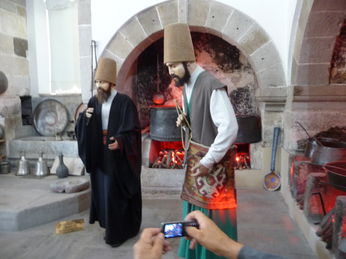 P1040664.JPG 3456x2592 index 420